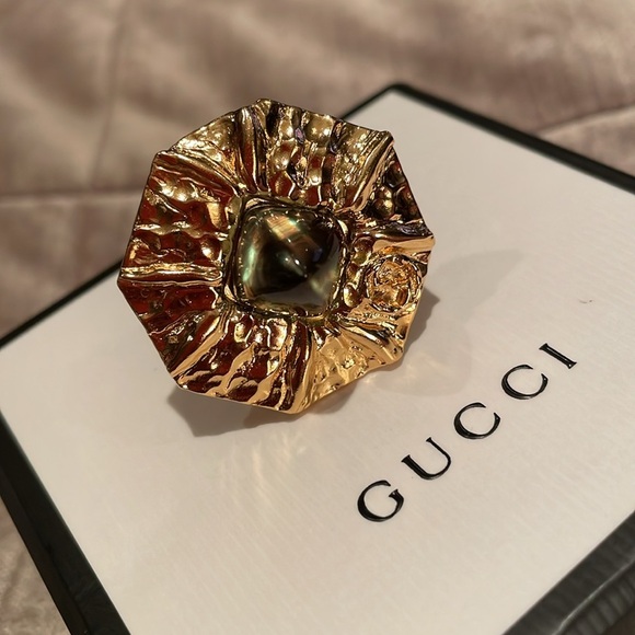 GUCCI Gold & Green Bold Flower Ring Size 7 - Picture 14 of 17